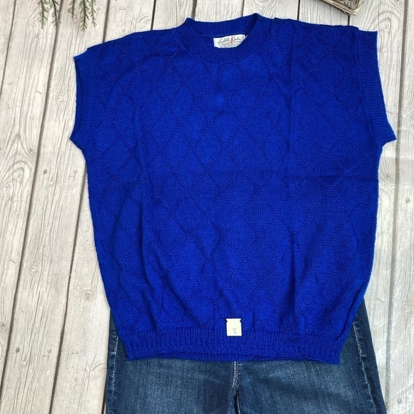 Vintage Cuddle Knit Sweater Vest - Picture 3 of 9